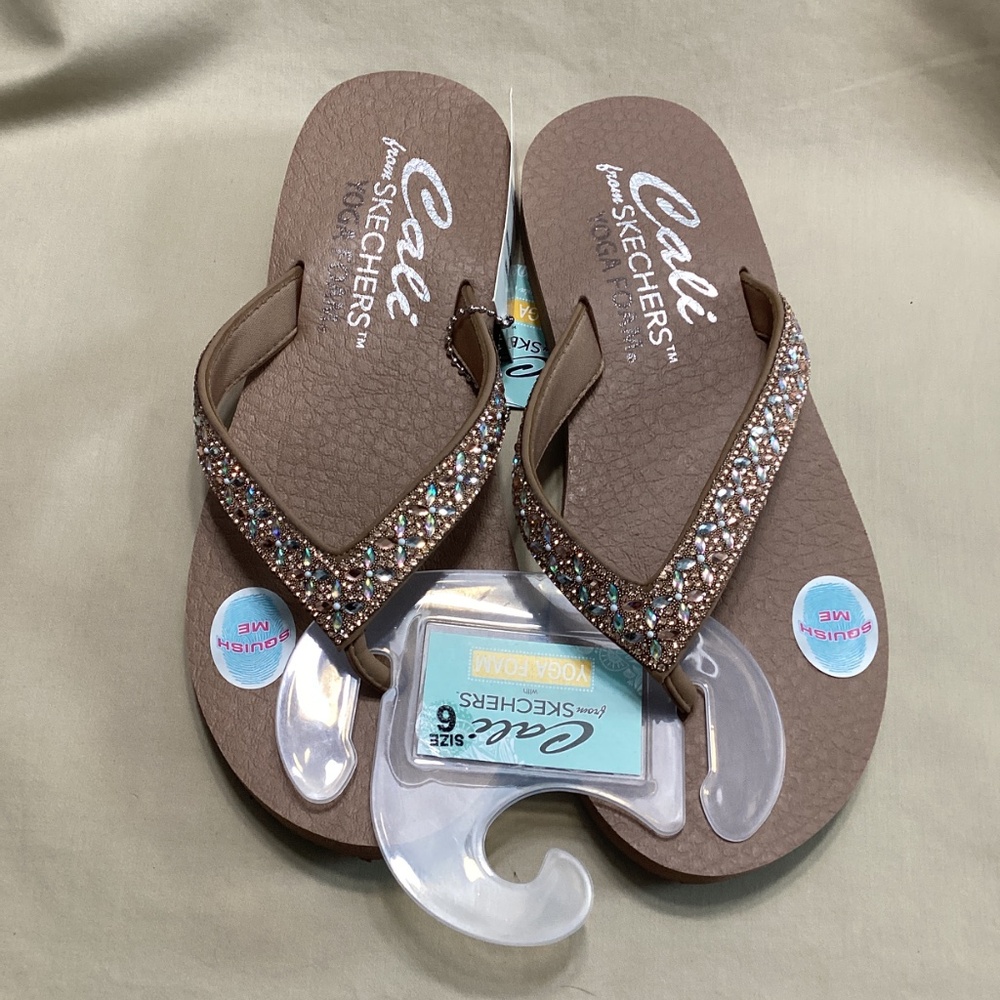 NWT Skechers Cali Meditation Made You Blush flip flop - Picture 2 of 14